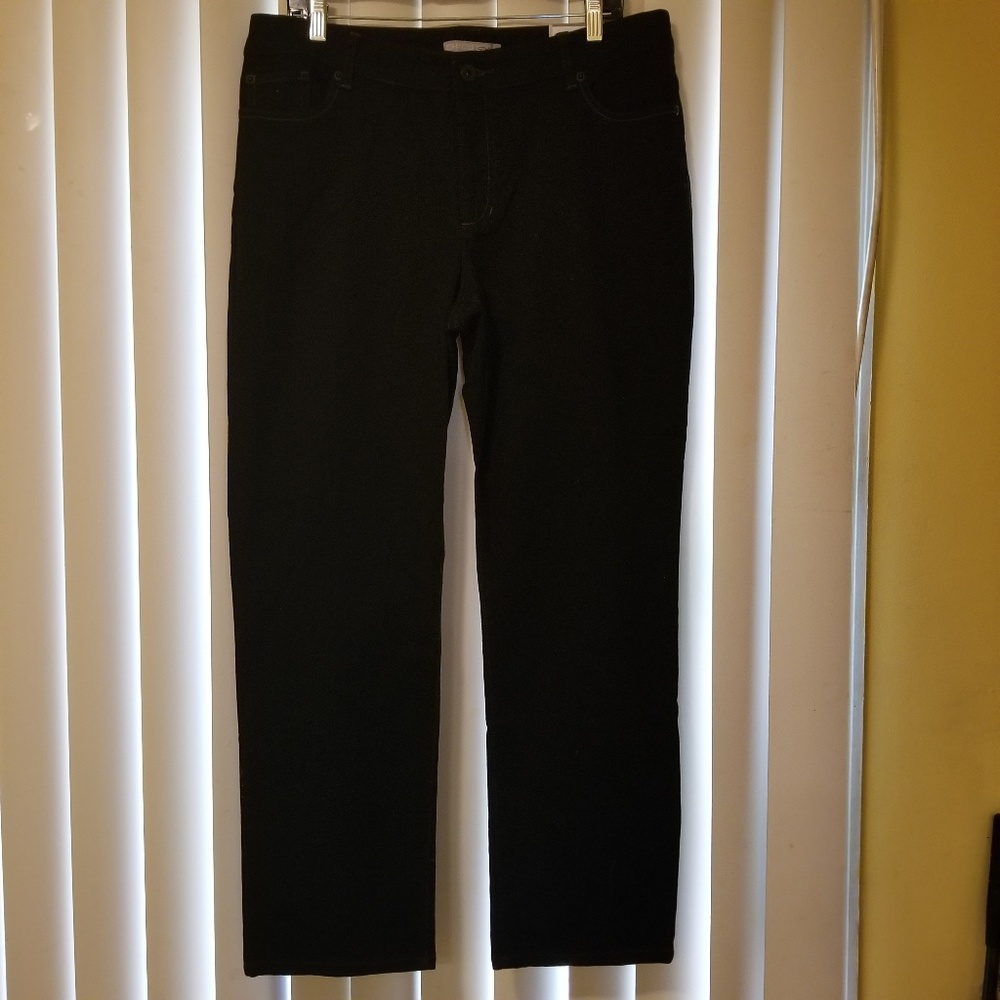 Chico's Platinum Black Denim SLIM-LEG Jeans